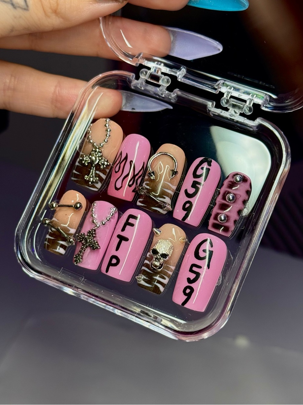 G59 Themed Press On Nails 🖤